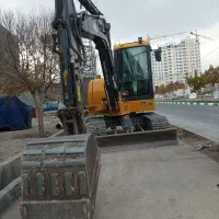 مینی بیل زنجیری