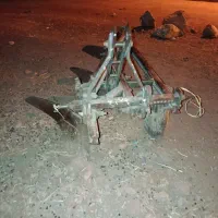 گاوآهن رومانی بسیار تمیز|ماشین‌آلات صنعتی|ویسیان, |دیوار