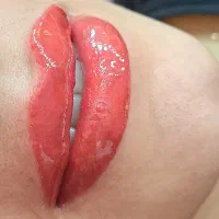 مدل شیدینگ لب و رفع کبودی|خدمات آرایشگری و زیبایی|بم, |دیوار