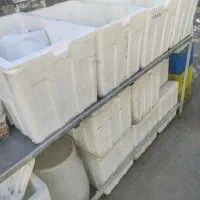 تعدادی یخدان ۳۰ لیتری