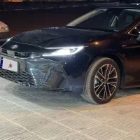 تویوتا کمری ۲۰۲۵ هیبرید پرمیوم