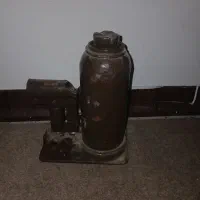 جک روغنی 8تن سالم