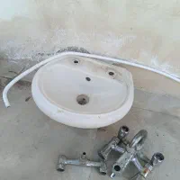 روشویی به همراه شیر الات