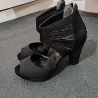 کفش مجلسی|کیف، کفش، کمربند|ساوه, |دیوار