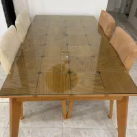 میز ناهار خوری