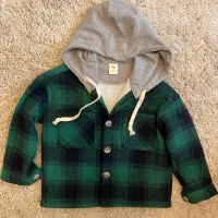 ژاکت پشمی سایز۵ تا ۶ سال  در حد نو