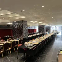 اندرزگواجاره400 متر رستوران50 متر بر اصلی تابلو