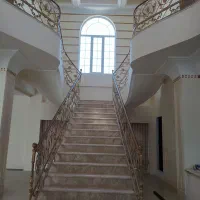 فروش و اجاره حیاط ویلایی فوق لوکس در جلفا.هادیشهر