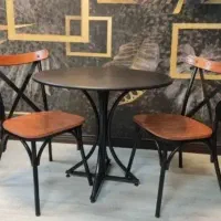 میزتاشو و صندلی پلاستیکی غذاخوری طرح پریا رستوران