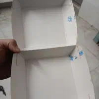 ظروف کارتنی مخصوص همبر سیب زمینی و سوخاری