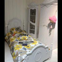 تخت یک نفره