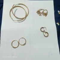 گوشواره 200بالای تابلو