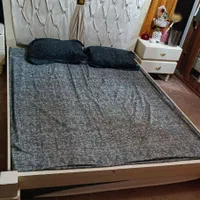 تخت خواب چوبی
