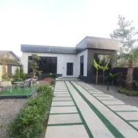 ویلایی-300-متری-نما-مدرن-شیک-جذاب