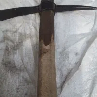 کلنگ قدیمی  جنس خوب