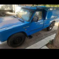 راننده نیسان