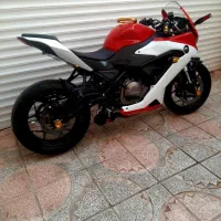 کیوجی،بنلی،۳۰۰،ریس