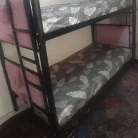 تخت دو طبقه