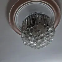 دوعددلوسترسقفی‌ یک‌عددلوسترآناناسی‌آشپزخانه