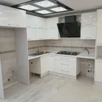 ۱۰۰ متر سالن پرده خور (طبقه ی بالا) ۶ ساله شیک