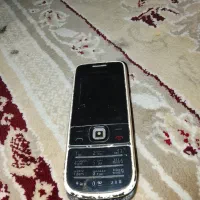 یک عدد گوشی نوکیا