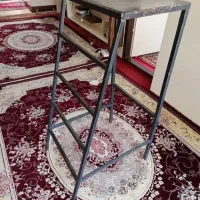 چهارپایه بسیار محکم و بادوام آهنی
