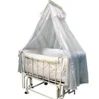 تخت کنار مادری