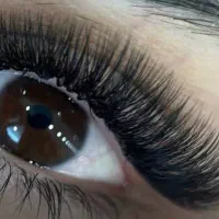 خدمات کاشت  اکستنشن مژه