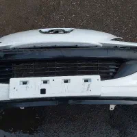 سپر جلو پژو ۲۰۷ سالم با یک مالیدگی جزئی در گوشه