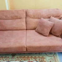 مبلمان ۷ نفره درحدنو نو میباشد همراه میز عسلی