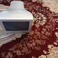 مانیتور قدیمی