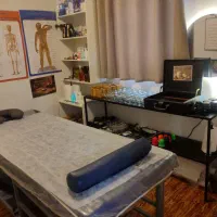 ماساژ و بازتوانی ورزشی ویژه بانوان در منزل و مرکز