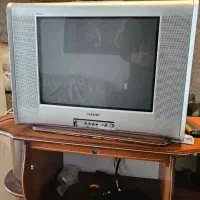 تلویزیون و میز تلویزیون