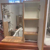 آینه باکس سفید و طرح چوب تمام PVC|لوازم سرویس بهداشتی|تهران, ایران|دیوار
