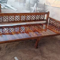 تخت سنتی رنگ شده براق ۲۰۰در ۱۰۰ ۶پایه