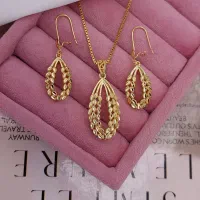 گوشواره و گردنی طرح طلا بدل|بدلیجات|همدان, |دیوار