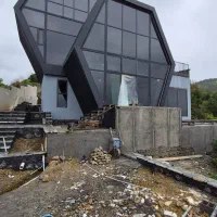 کلبه سوئیسی ،سوئدی و سقف شیبدار