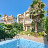 رهن و اجاره ویلا 520 متر|اجارهٔ خانه و ویلا|امامزاده عبدالله, |دیوار