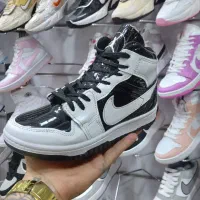 پخش عمده کفش(بازار وکیل)