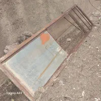 درحیاط.بشکه.وقم جای اب وعلف