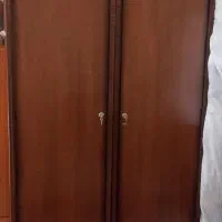 دو عدد کمد و میز دراور و آینه و کمد بچه