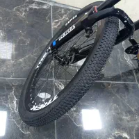 دوچرخه ترک نو رکاب نخورده. آلومینیوم|دوچرخه، اسکیت، اسکوتر|فردیس, منظریه|دیوار