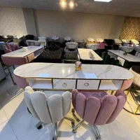 میزناخن،انواع صندلی،تخت ،ایینه|آرایشگاه و سالن‌های زیبایی|تبریز, |دیوار