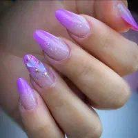 خدمات تخصصی ناخن