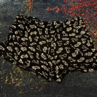 تعدادی شلوار و شلوارک فری سایز