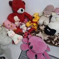 تعدادی عروسک