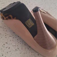 لباس و کفش مجلسی و مانتو