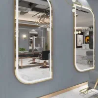 آینه وصندلی