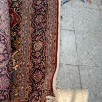 فرش ۹ متری دست بافت رنگ لاکی بافت کاشان