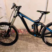 گلوری دانهیل جاینت